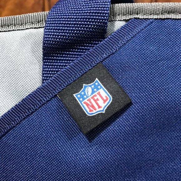 New England Patriots Embroidered Insulated Tote Cooler and 5 Pack Click Pen Set - Picture 5 of 16